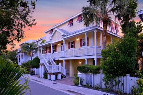 Key West House | Havana Mango Compound