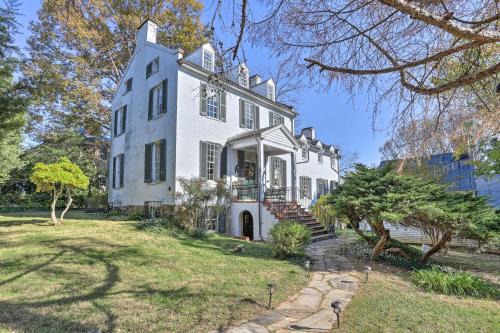 Warrenton House | Historic Warrenton Home w/Patio & Hot Tub!