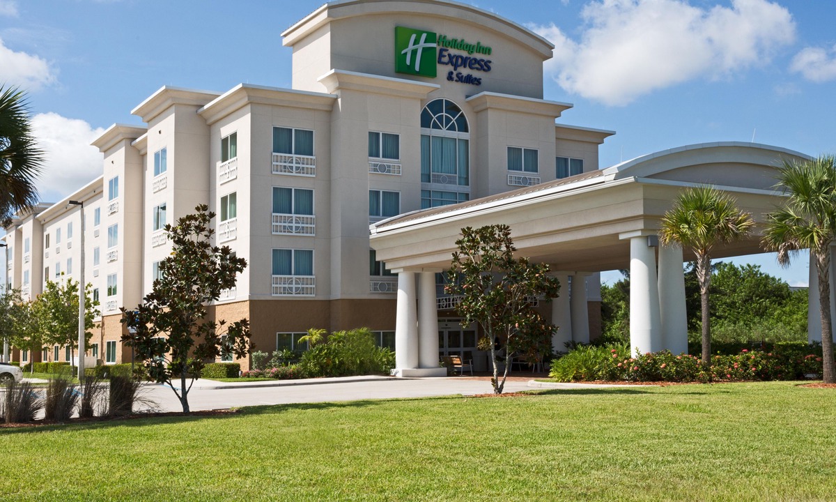 Fort Pierce Hotel | Holiday Inn Express Hotel & Suites Fort Pierce West, an Ihg Hotel