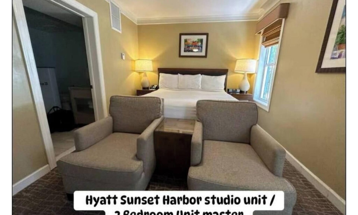 Truman Annex Hotel | Hyatt Sunset Harbor Key West Studio Room w/Kitchenette