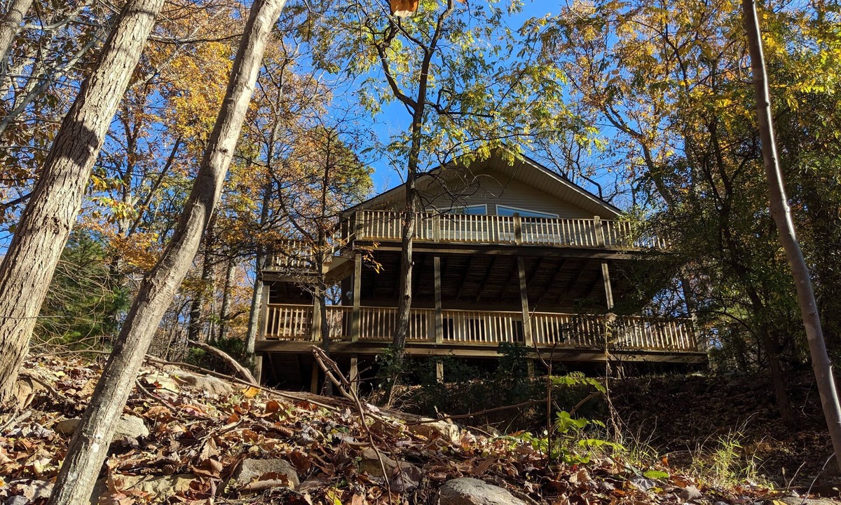 Massanutten House | Kinstay Top-Rated Family Cabin: 2 Living Areas, Views & Game Room + EV Charger