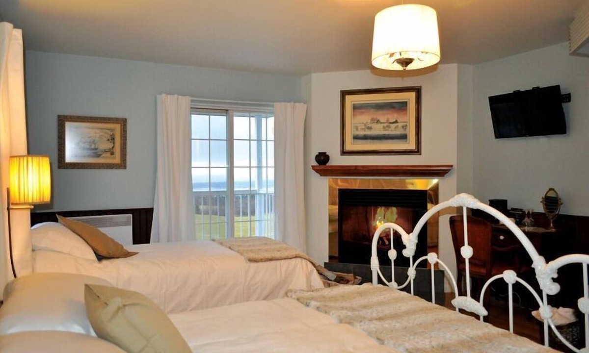 Les Eboulements Hotel | L'Authentique Auberge de Charlevoix