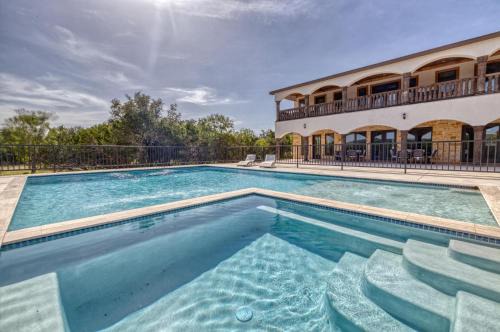 Sabinal House | La Posada