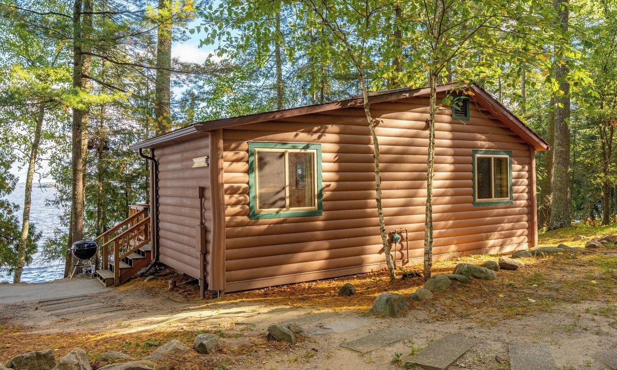 Orr Cabin | Lakefront Cabin with Shared Dock