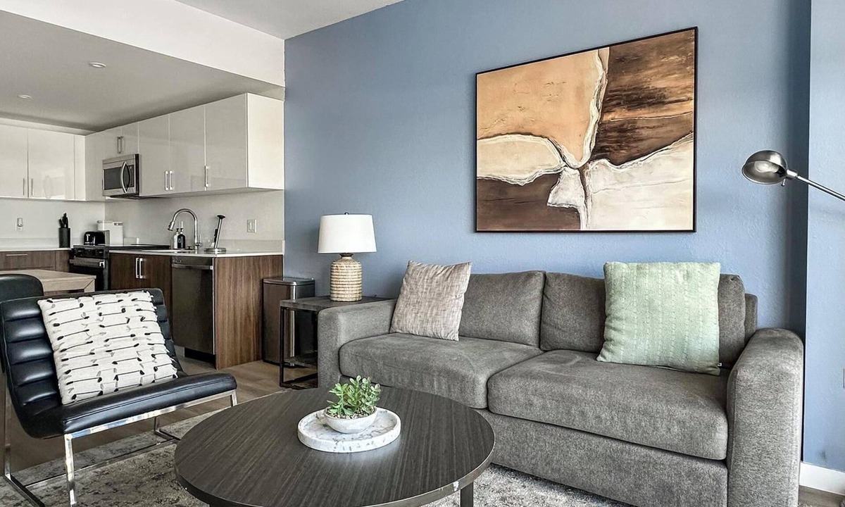 Flagami Apartment | Landing | Chic 1BD, Game Room, Yoga Studio