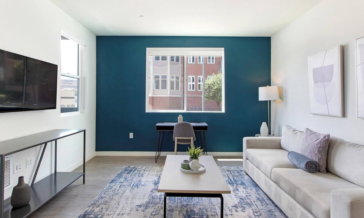 Rhodes Ranch Apartment | Landing | Chic 2BD, Clubhouse, Gym