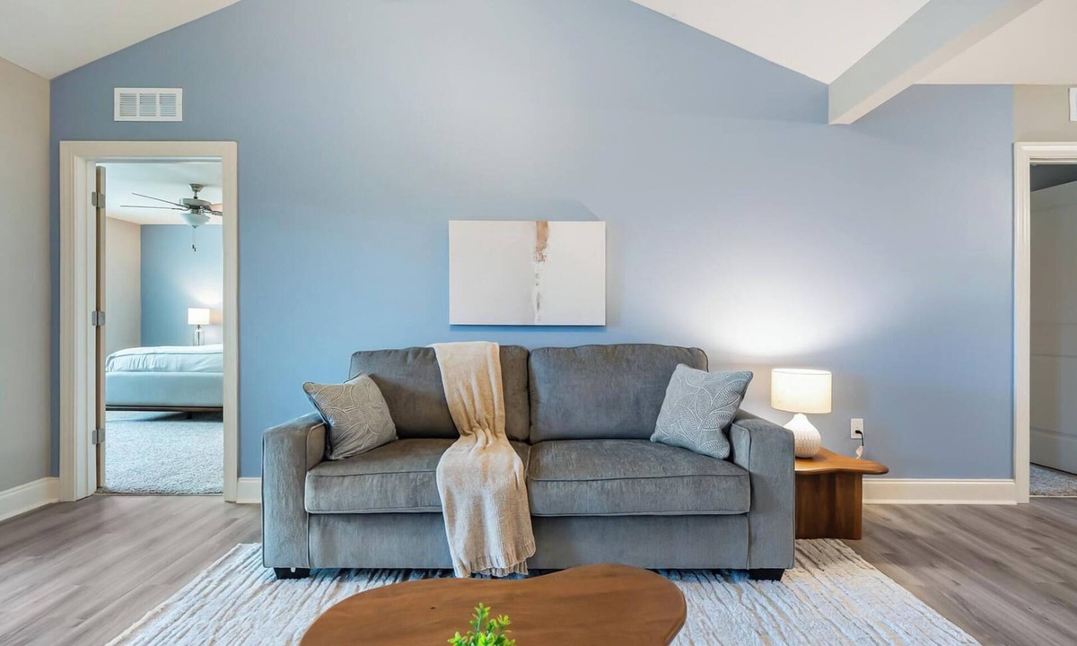 Cocoa Apartment | Landing | Incredible 3BD, Gym, Pool