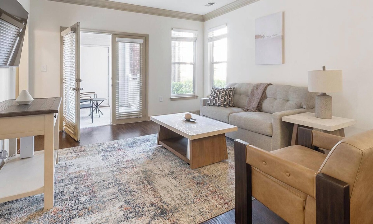 Town Center Apartment | Landing | Modern 1BD, Courtyard, Gym