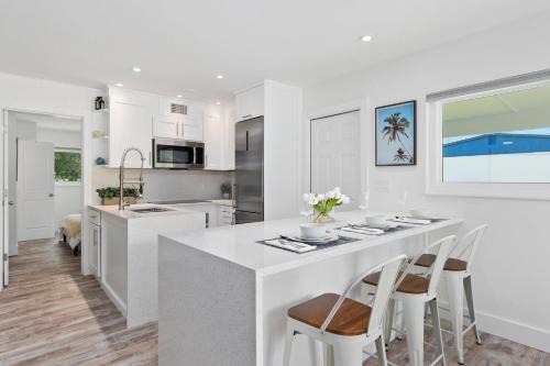 Rock Ridge House | Little Palm Cottage