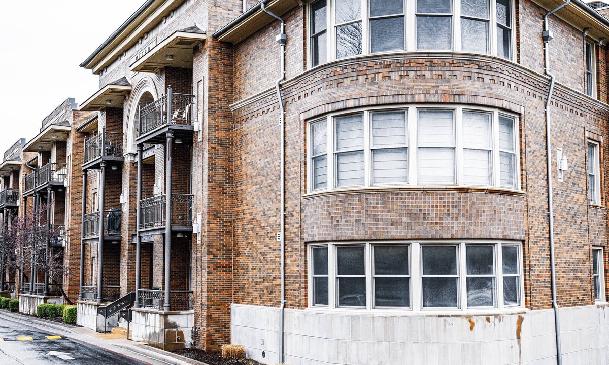 Fayetteville Condo | Located within the heart of the entertainment district! ADA ramp/parking on site