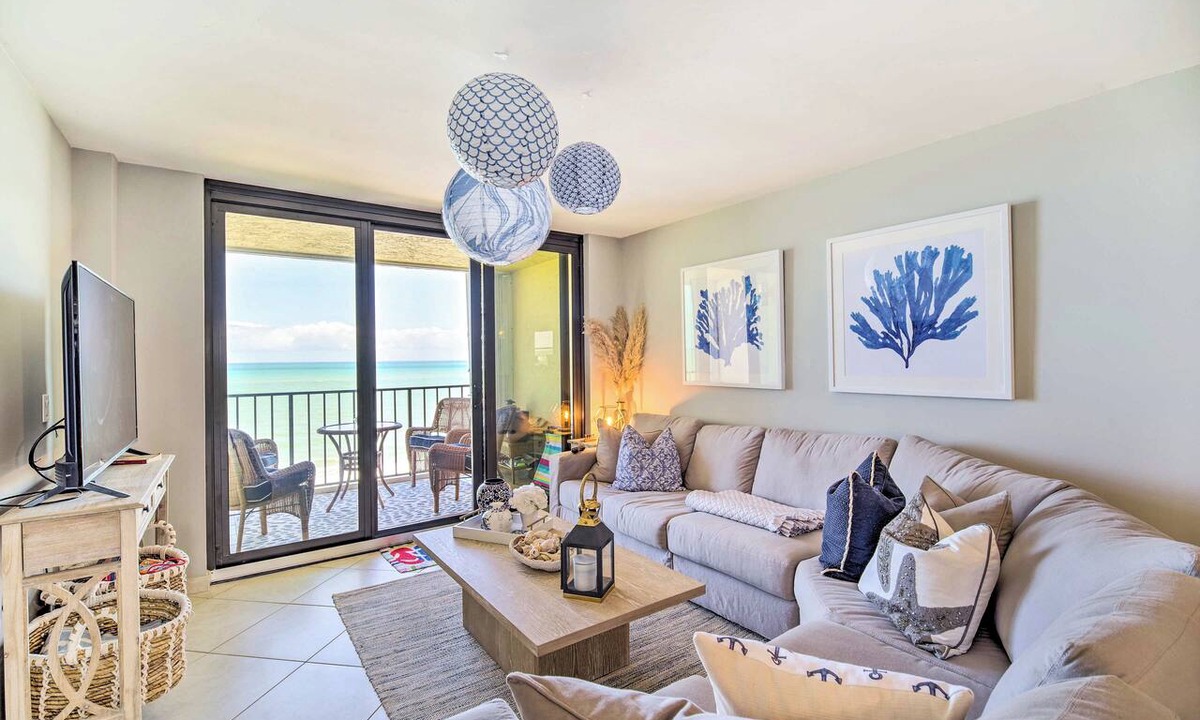 Fort Pierce Shores Condo | Lovely Fort Pierce Condo, Walk to Beach!
