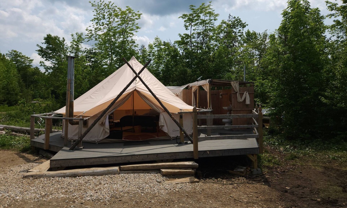 Springfield RV Rental | Luxury Bell Tent with Outdoor Bathroom