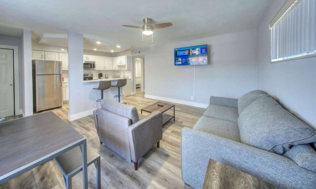 Harbordale Condo | Mahalo Waterfront 1 BR Apartment