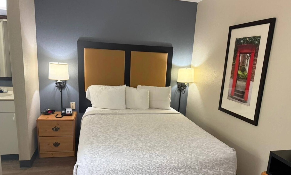 Chantilly Hotel | MainStay Suites Washington Dulles Airport