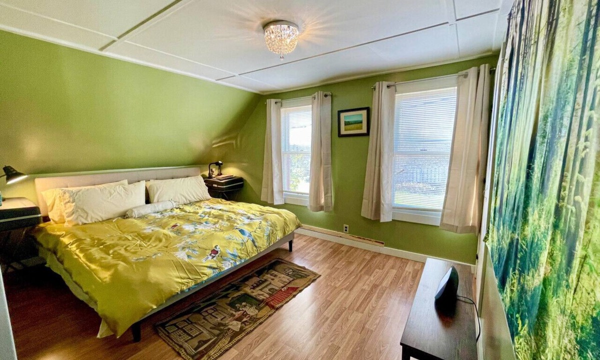 Island Falls House | Mattawamkeag River Cottage