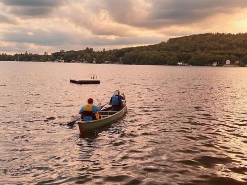 New Durham House | Merrymeeting Lakefront Retreat, Dock