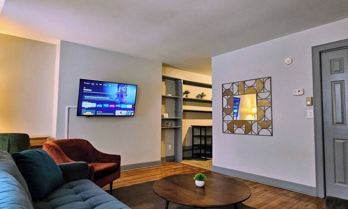 Downtown Albany Apartment | Modern & Homey 1BD/1BA Fl 1 Apt @ Downtown Albany