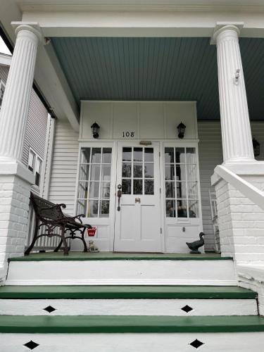Cape Charles House | Moontide - Impecable Historic Home in Downtown Cape Charles!
