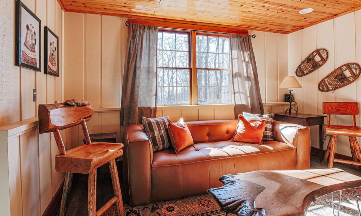 Laurel Ridge Cottage | Mountain Mindset: Pup Friendly + Trail