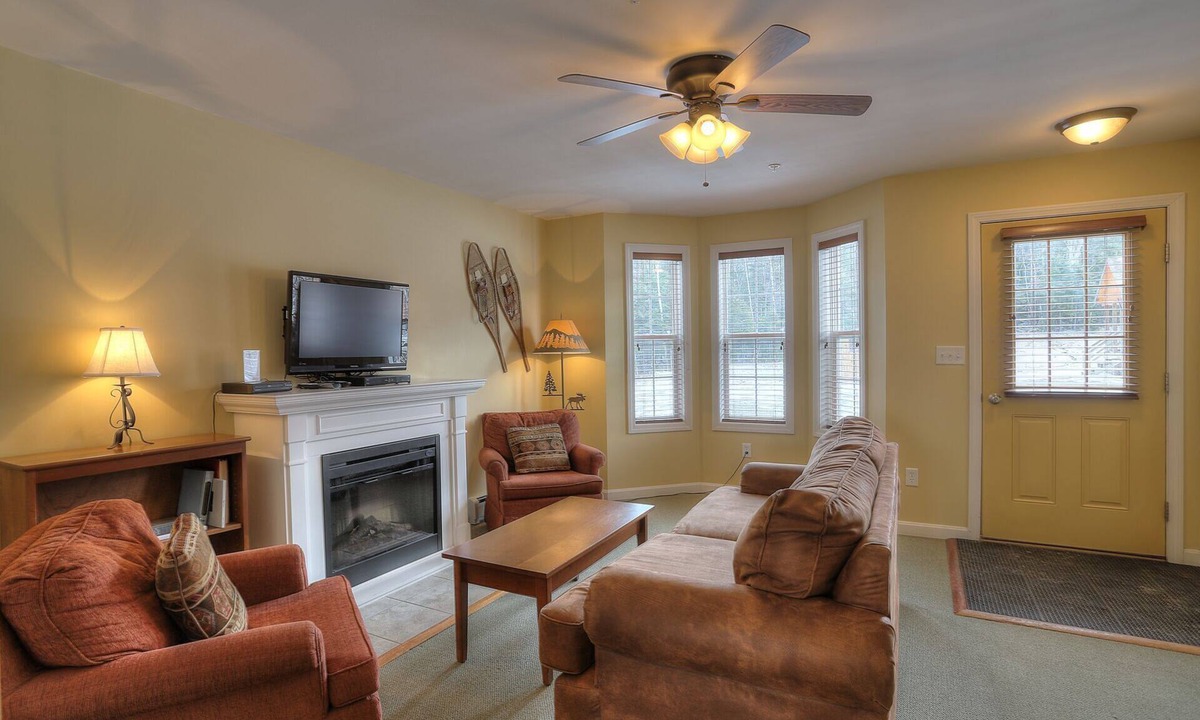 Rangeley Condo | Mountain Brook Condo 150 - Ski in ski out condo at Saddleback