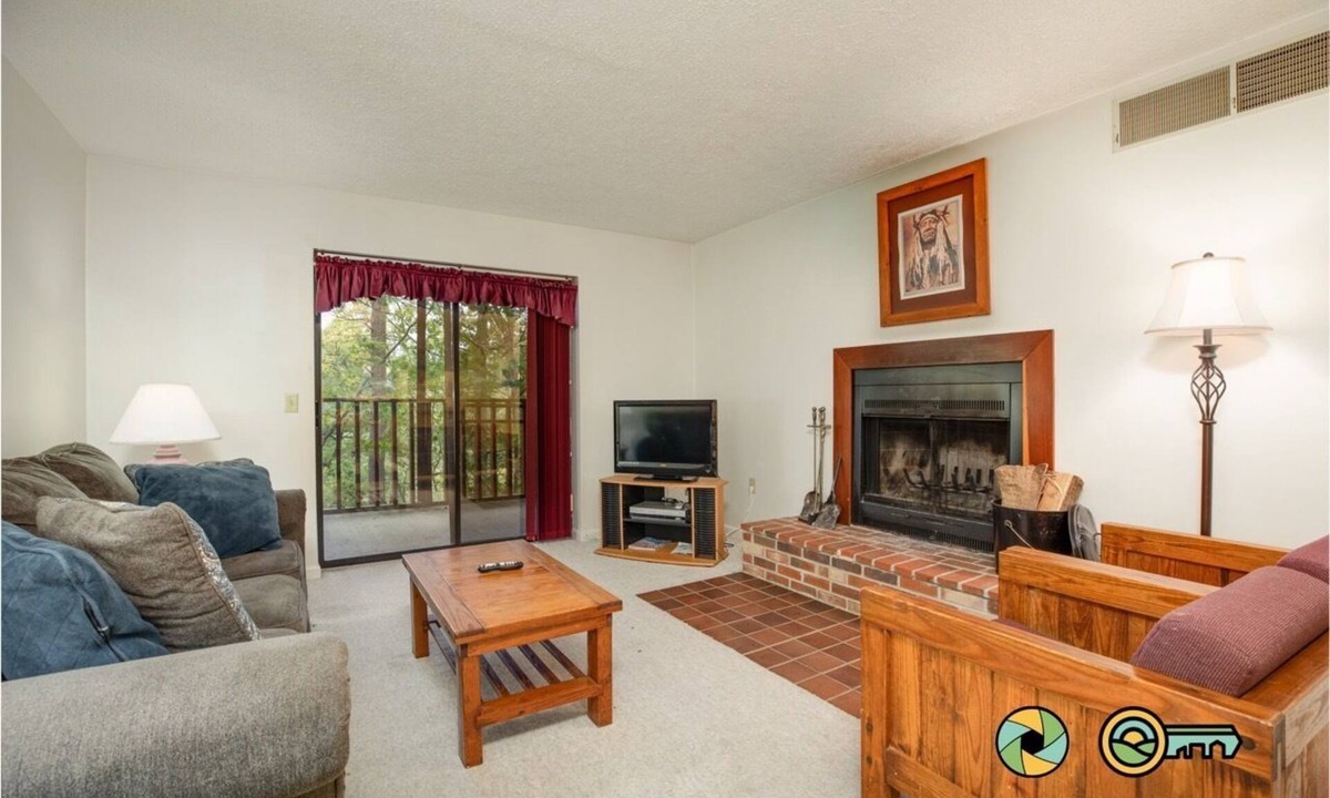 Basye Condo | Mountainside Retreat Condo (#2-202) | Ground-level | Quiet & secluded