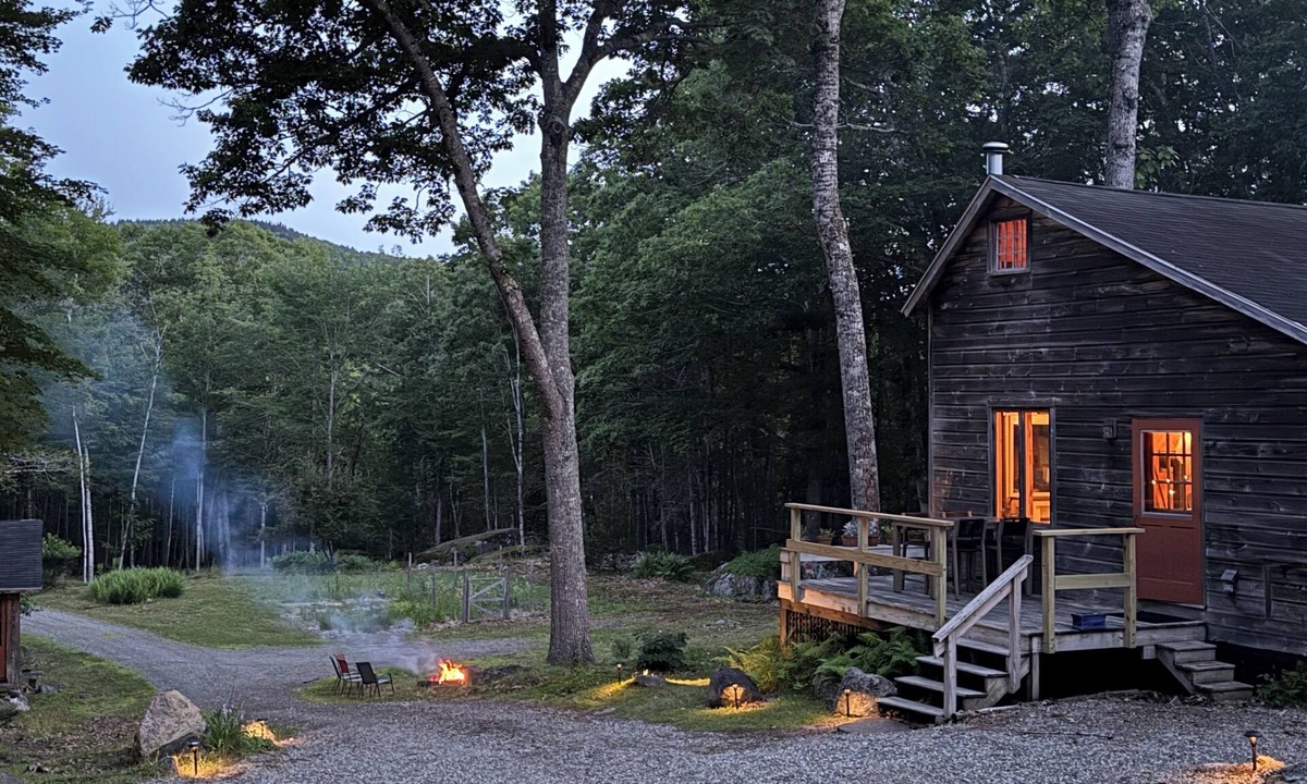 Ellsworth Cabin | Nature lovers retreat! Rustic cabin in the woods close to Ellsworth & Bar Harbor