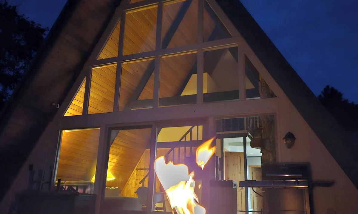 Strawberry Cabin | NEW* Modern A-Frame with Majestic Sunset Views