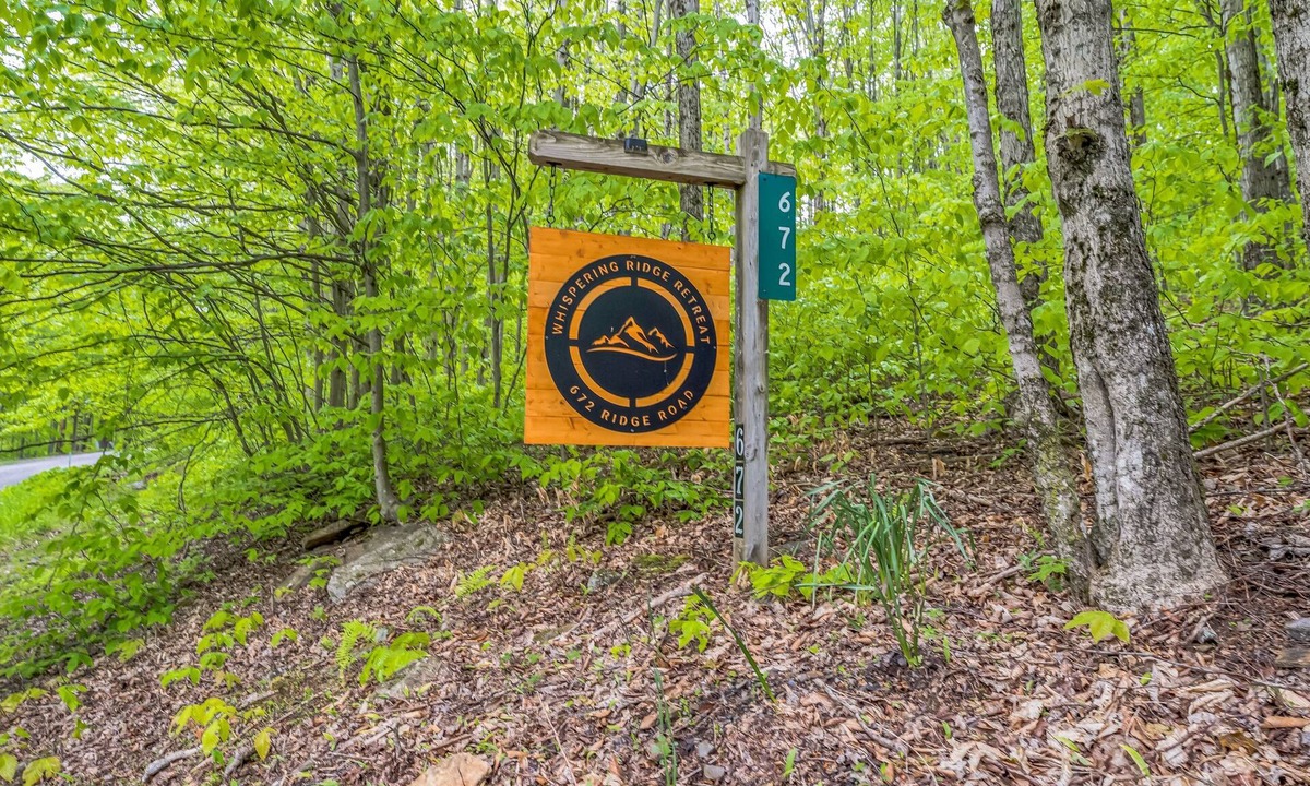 Old Timberline House | NEW! Modern Mountain Retreat Near Dolly Sods & Skiing