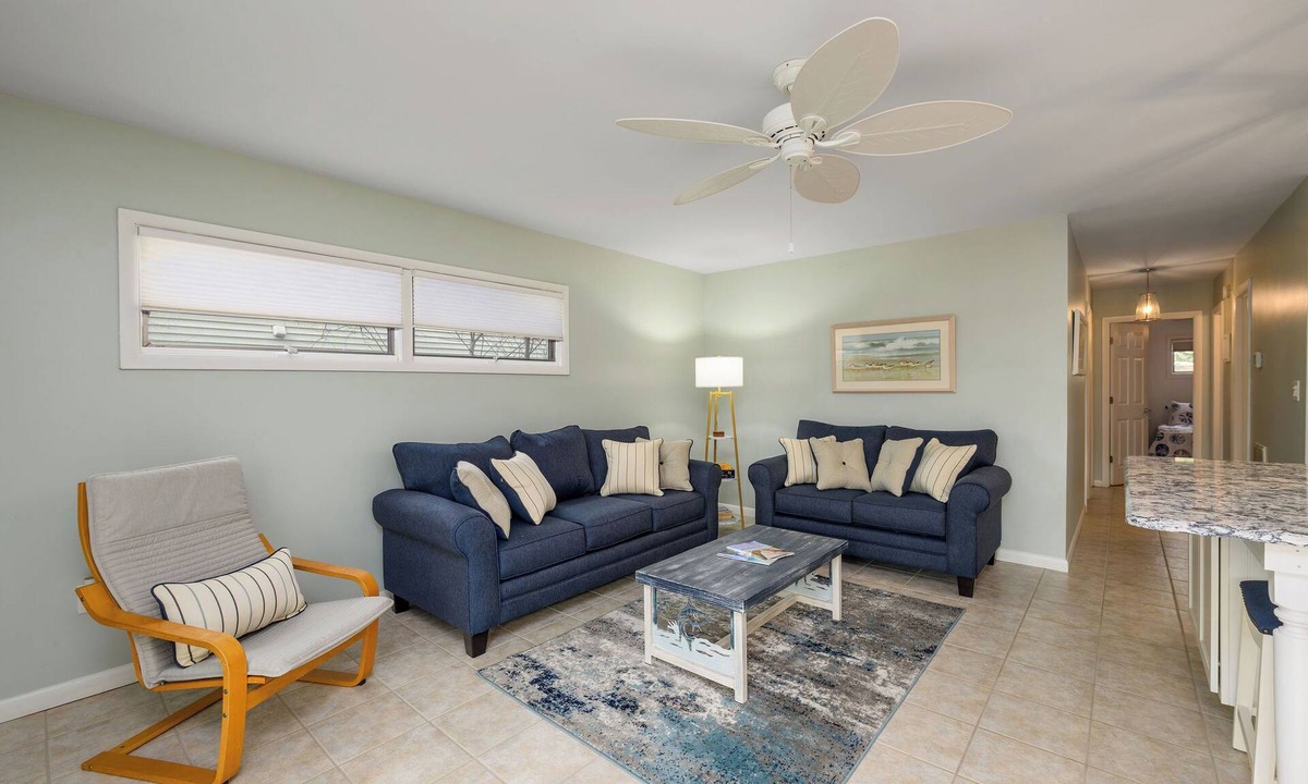 Bethany Beach Condo | Newly remodeled! Steps from the beach. Ocean block. Tower Shores.