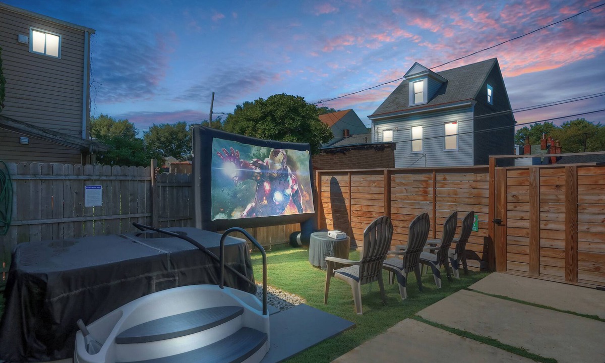 Pittsburgh House | NFL Draft + VIP Fan Basecamp + Close to Acrisure + Hot Tub + Firepit + Views