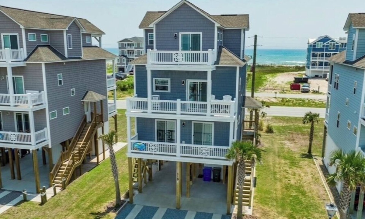 Scotch Bonnet Soundside House | Ocean & Sound Views! 4BR Sleeps 11, Elevator, Beach Steps Away