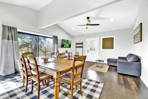 Fredericksburg House | Olive St Ranch Dolly's House