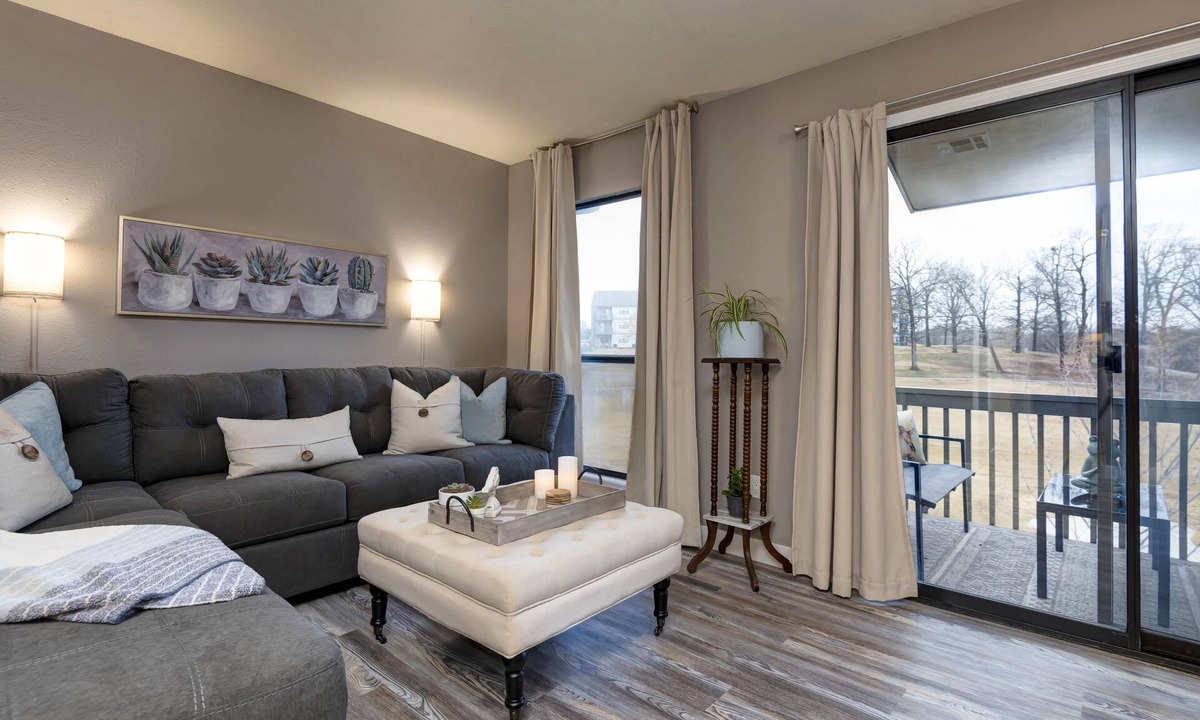 Table Rock Condo | One Bedroom Royale Retreat | Amenities Views Golf