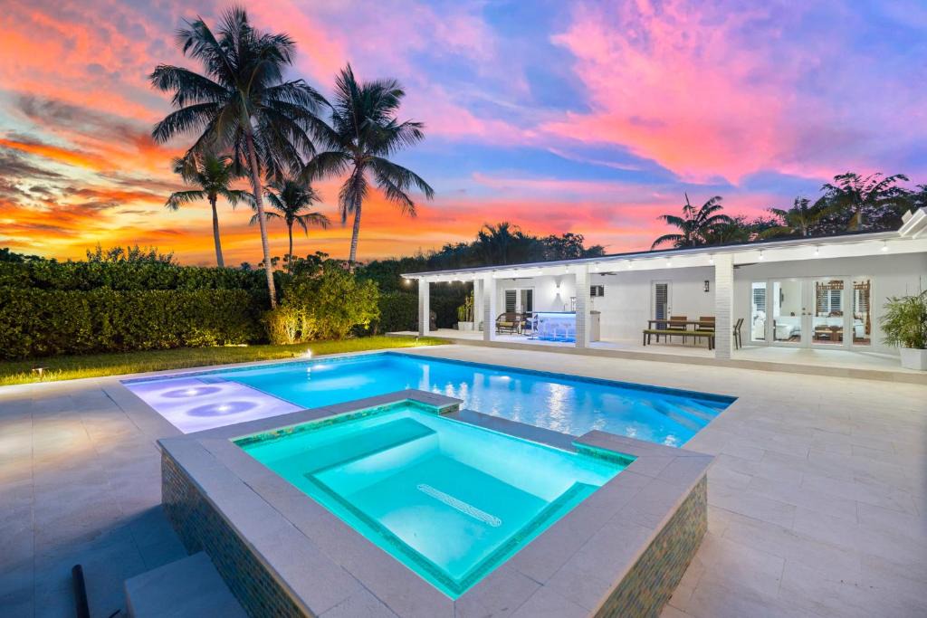 Ludlam House | Opal Oasis - Pool, Spa, Luxury in Great Location!