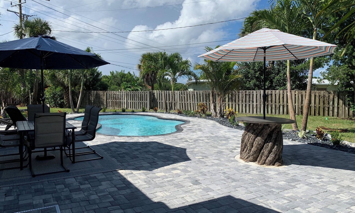 Venetian Way House | Pelican Landing 3 Bed 2 Bath w Private Pool