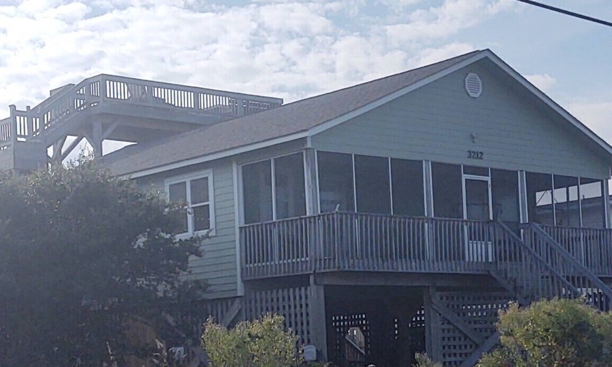 Ocean City Beach House | Perfect for Families Book your Family get-away OR get reconnected!