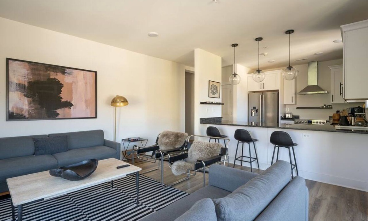 Batesville Apartment | Piedmont Place 304 | Walkable to Downtown Crozet