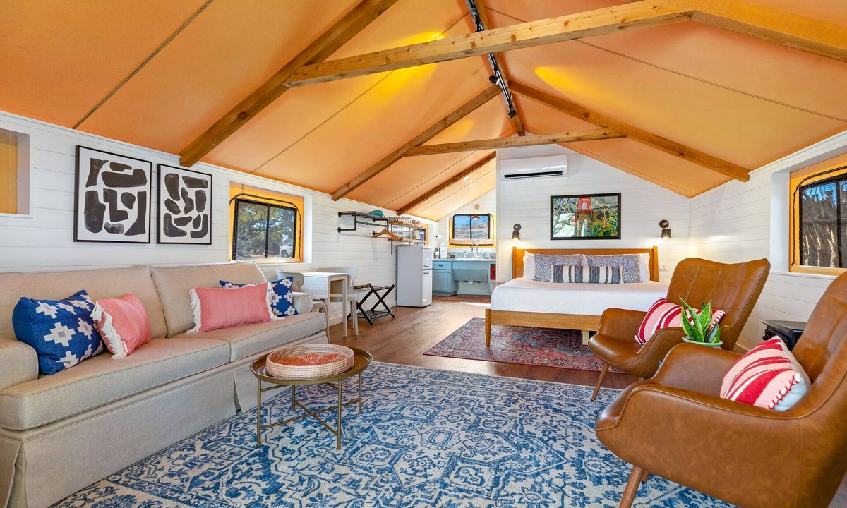 Ingram Cabin | Pool + Firepit + River + Lake + Hot Tub + View
