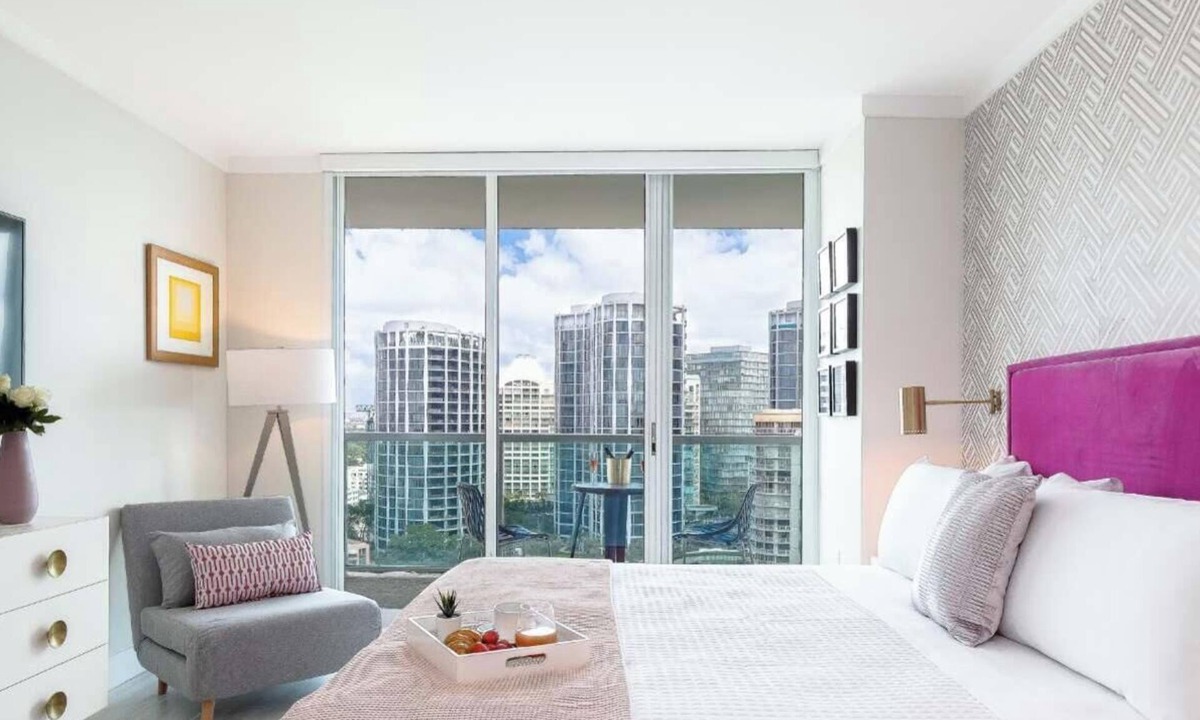 Coconut Grove Apartment | Private Balcony Studio with Bay & Skyline Views