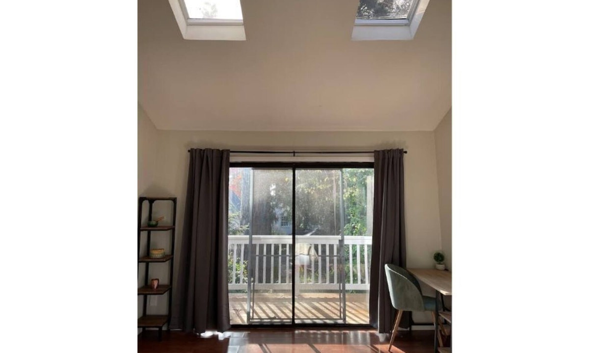 Poets Corner House | Private Berkeley Home Sunny, Spacious, Central