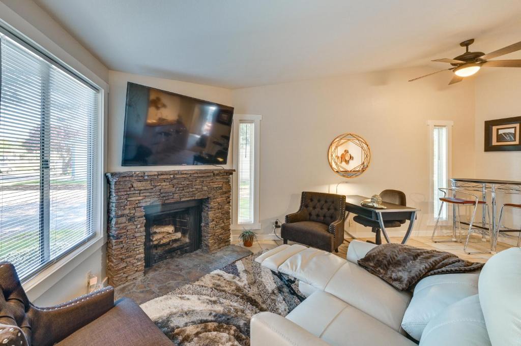 Boise Bench Apartment | Private Boise Couple's Retreat: WFH Friendly!