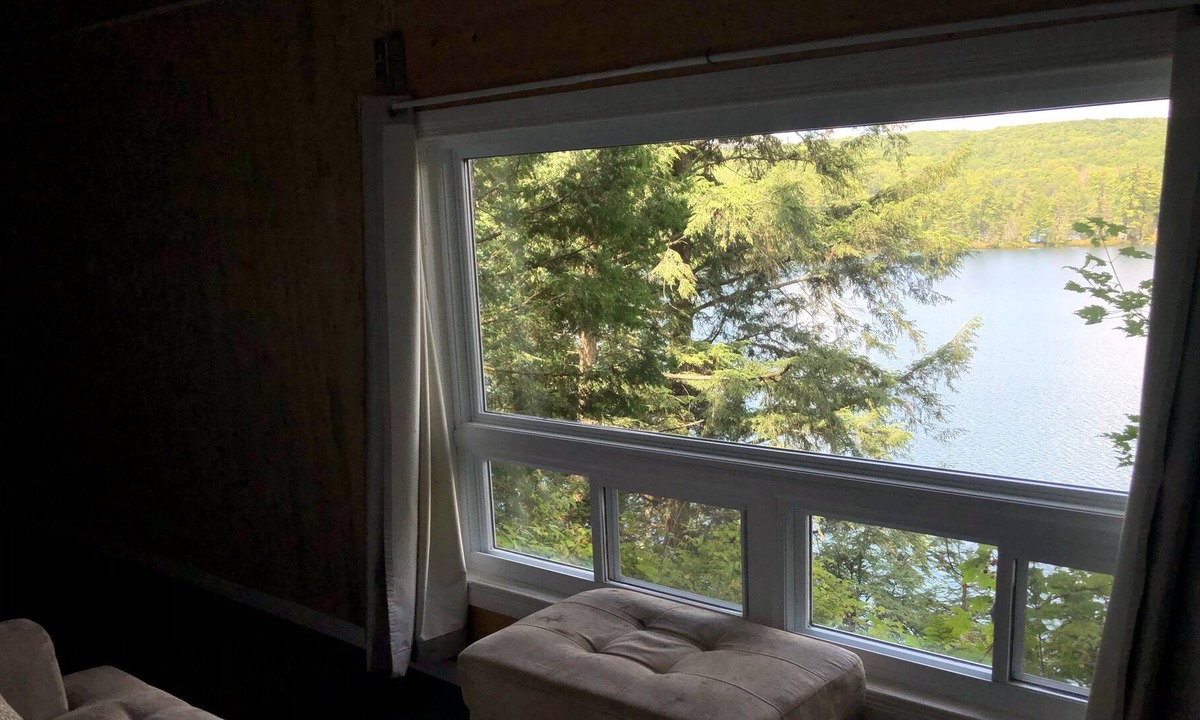 Faraday House | Private, Peaceful & Modern Waterfront Cottage