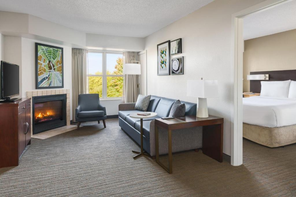 Gaithersburg Hotel | Residence Inn by Marriott Gaithersburg Washingtonian Center