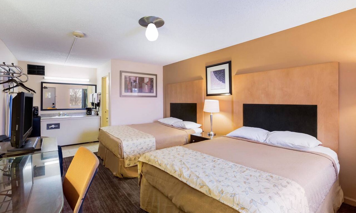 Sergeant Bluff Hotel | Rodeway Inn Sergeant Bluff - Sioux City