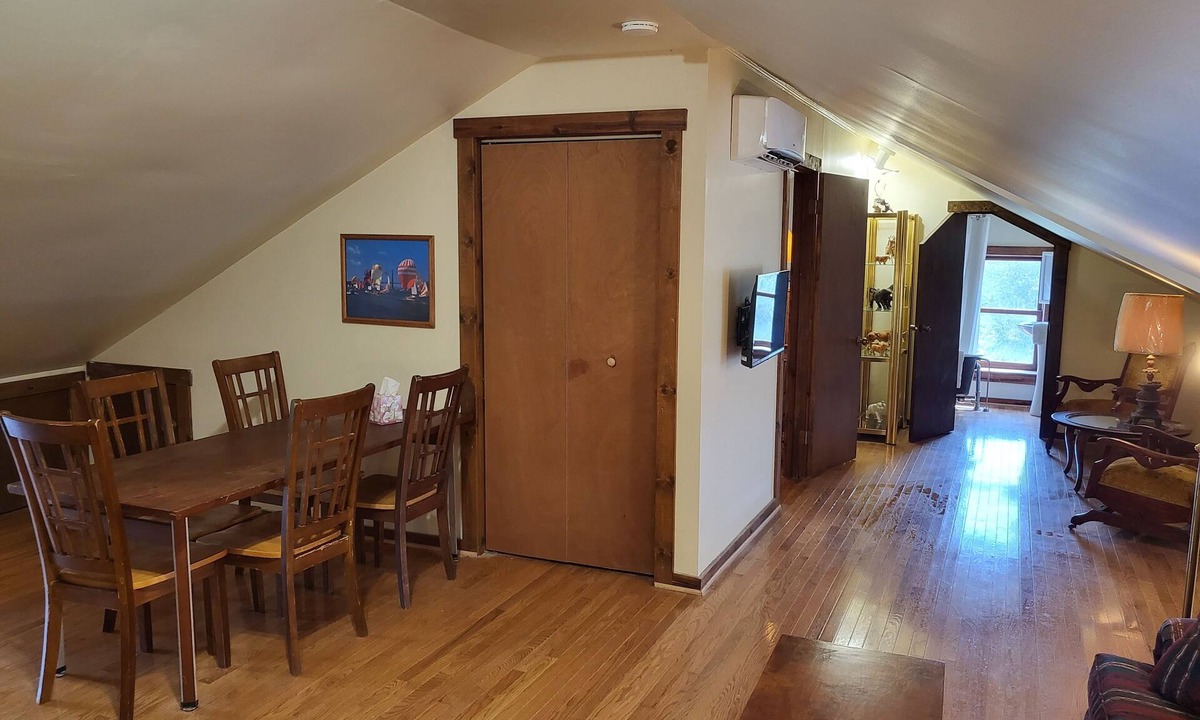 Ballenger Creek House | Roomy & Comfy Farmer's Suite in the Manor House!