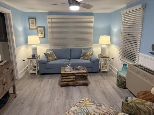 Chincoteague House | Sandpiper Retreat Chincoteague Island APT-A