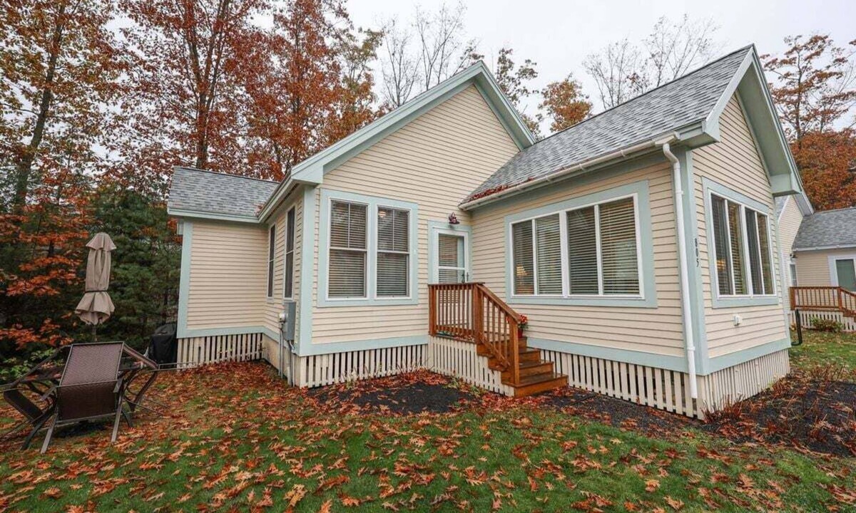 Ogunquit - Wells Cottage | Seaglass Village 805: Coastal Charm Cottage - Spacious Port Model w/Resort Amenities