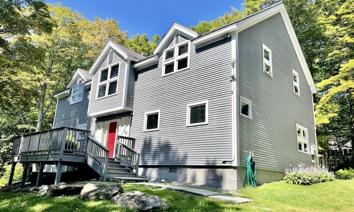 Forest Farms Cottage | Secluded Cottage with Stunning Sights in Winhall, Vermont