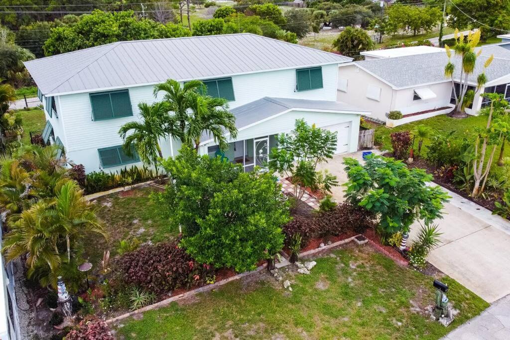 Jensen Beach House | Skyline Breeze - Jensen Beach Family Getaway