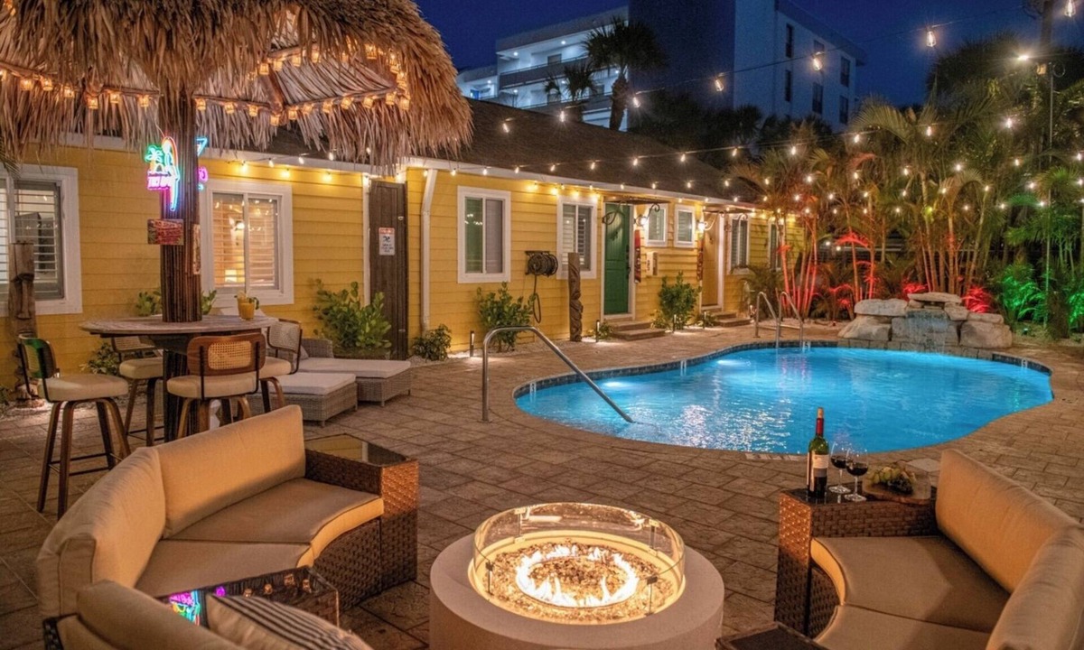 Madeira Beach Villa | Sleeps 24-Beachfront Resort-Outdoor Pool 7BR